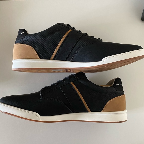 Men shoes - Picture 3 of 3